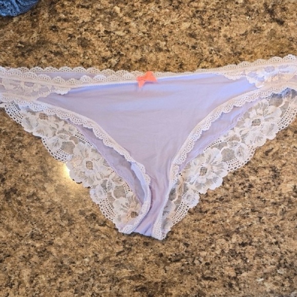 Victoria’s Secret Women’s Cheeky Panty Panties 1pcs - Picture 7 of 16